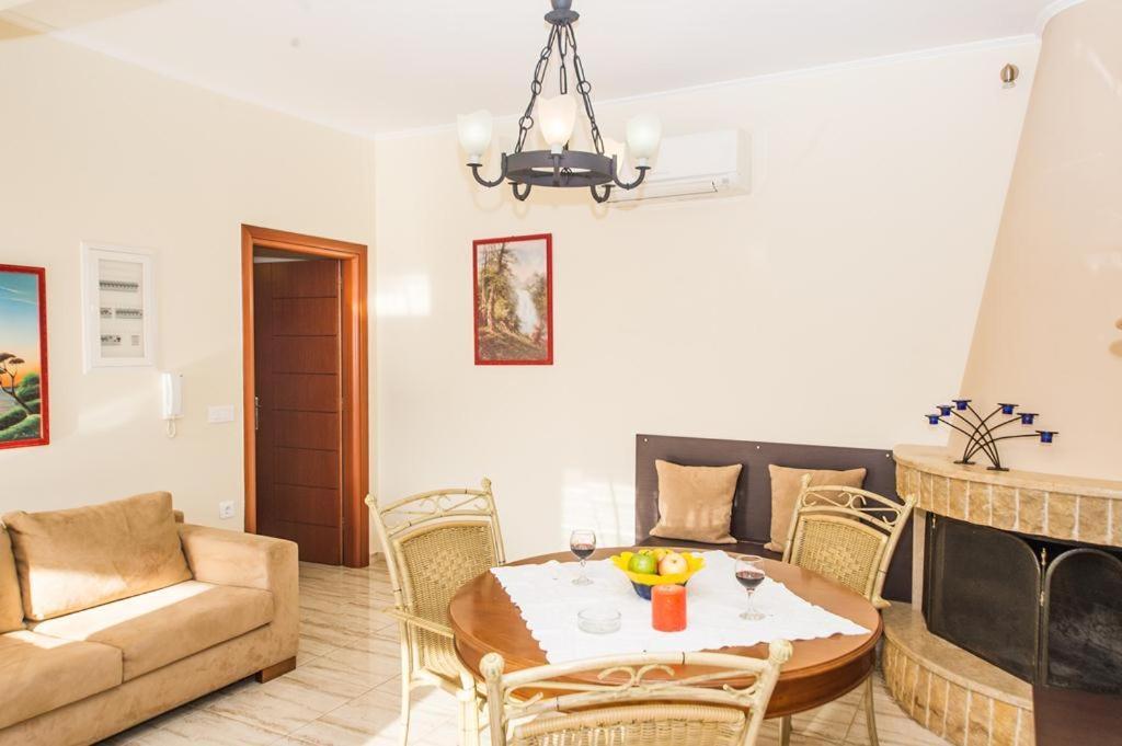Cozy Flats In An Olive Grove By The Sandy Beach Kánalos 외부 사진