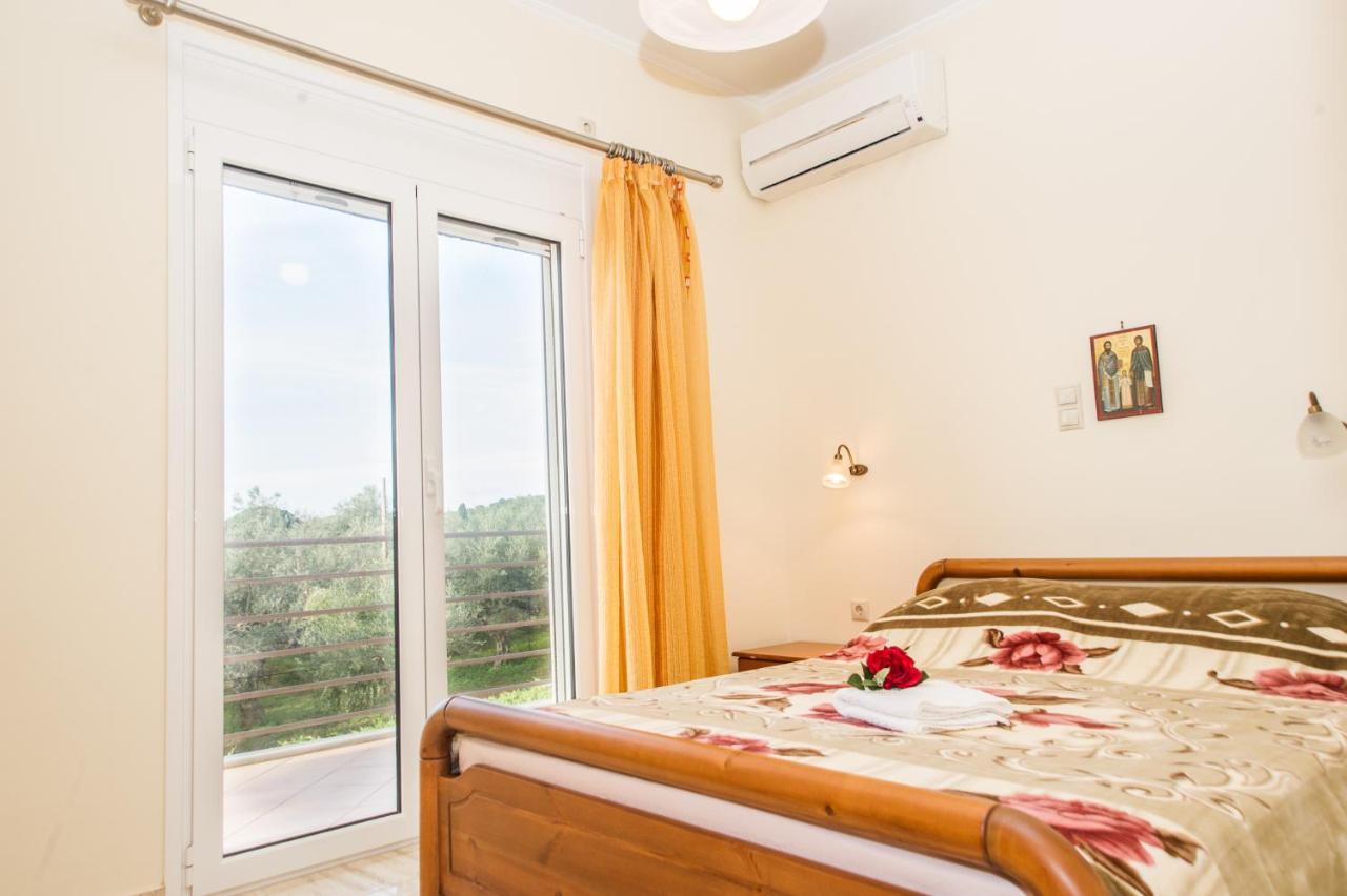 Cozy Flats In An Olive Grove By The Sandy Beach Kánalos 외부 사진